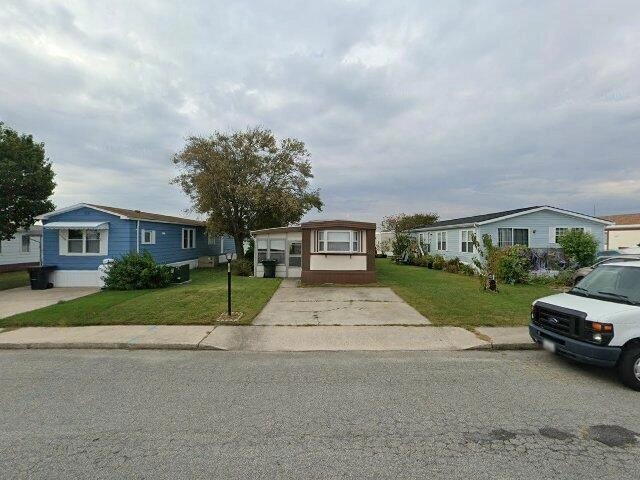 House image located at Hubert, NC 28539