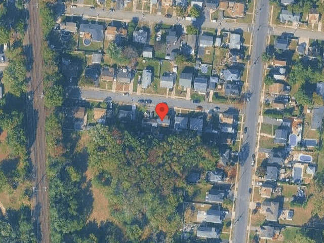 House image located at Woodbridge, NJ 07095