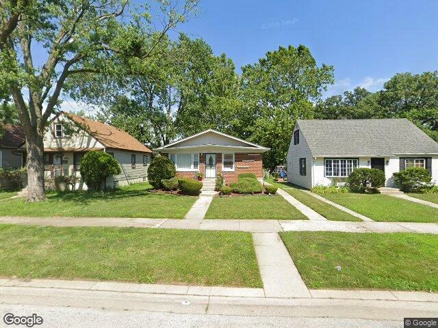 House image located at Dolton, IL 60419