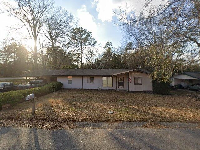 House image located at Hattiesburg, MS 39401