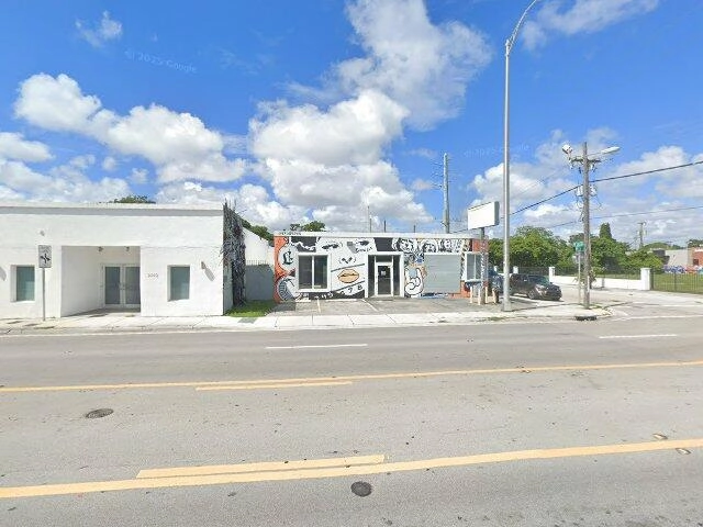 House image located at Miami, FL 33127