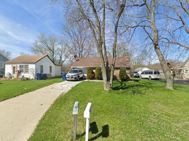 House image located at North Chicago, IL 60064
