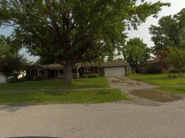 House image located at Marion, IL 62959