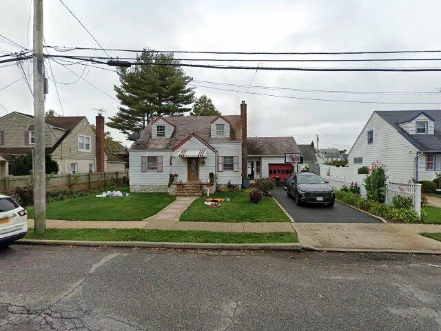 House image located at Uniondale, NY 11553