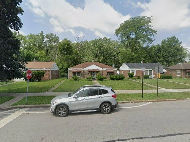 House image located at Chicago, IL 60617