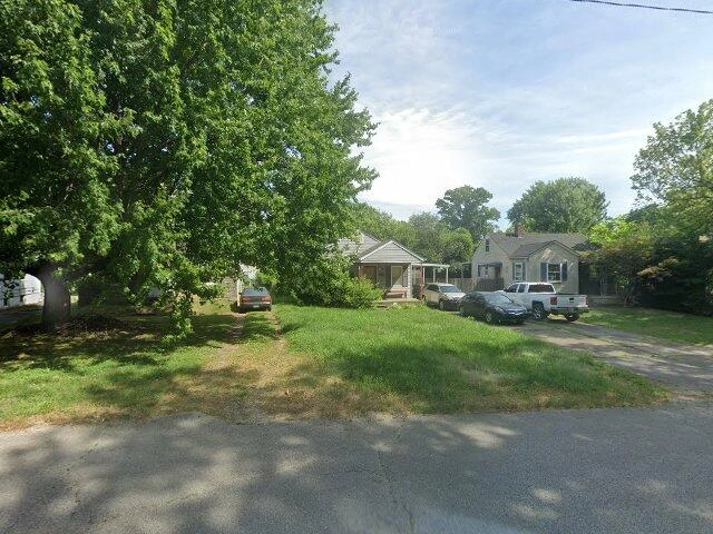 House image located at Louisville, KY 40208