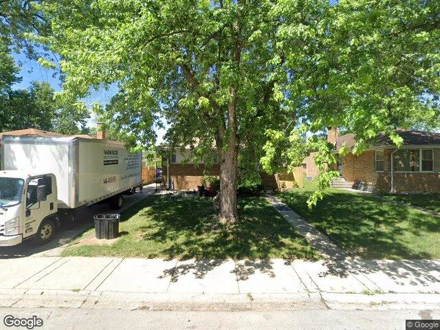 House image located at South Holland, IL 60473