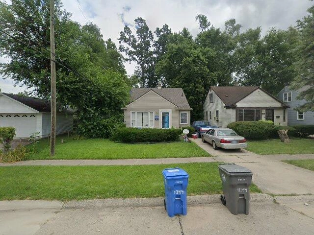 House image located at Inkster, MI 48141