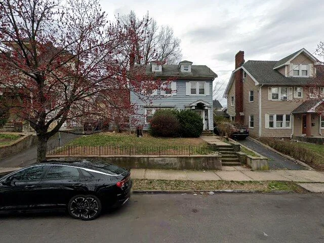 House image located at Newark, NJ 07112