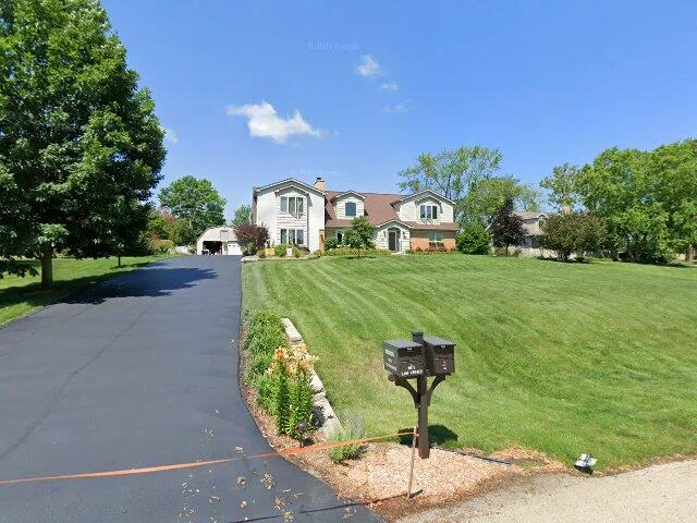 House image located at Willowbrook, IL 60527