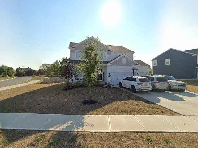 House image located at Pickerington, OH 43147