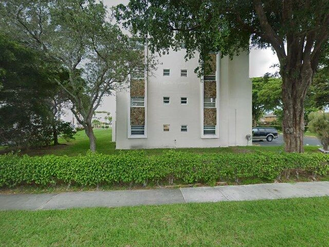 House image located at Dania, FL 33004