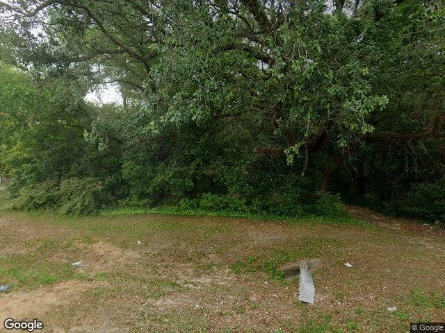 House image located at Crestview, FL 32539