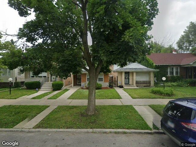 House image located at Chicago, IL 60628