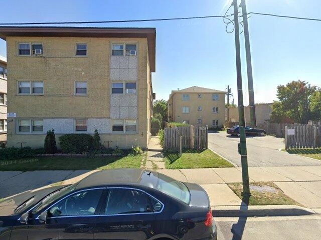 House image located at Chicago, IL 60634