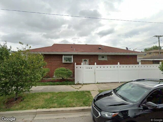 House image located at Chicago, IL 60652