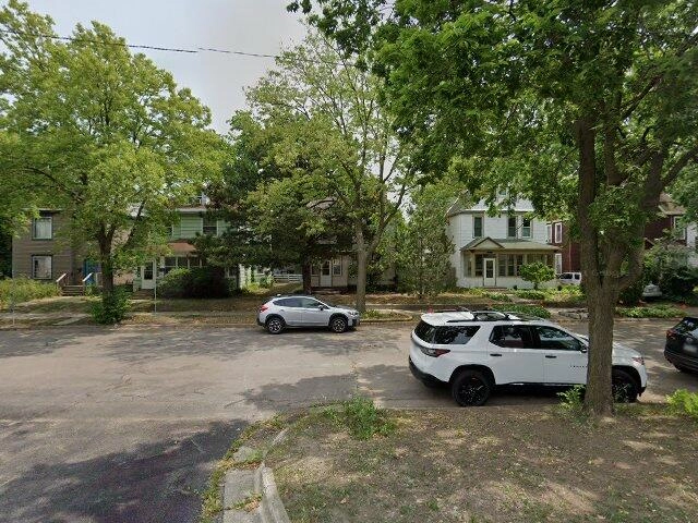 House image located at Minneapolis, MN 55407