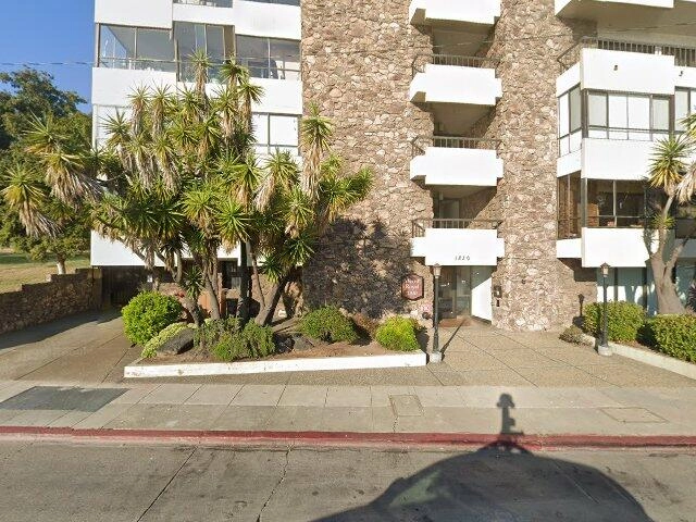 House image located at Oakland, CA 94606