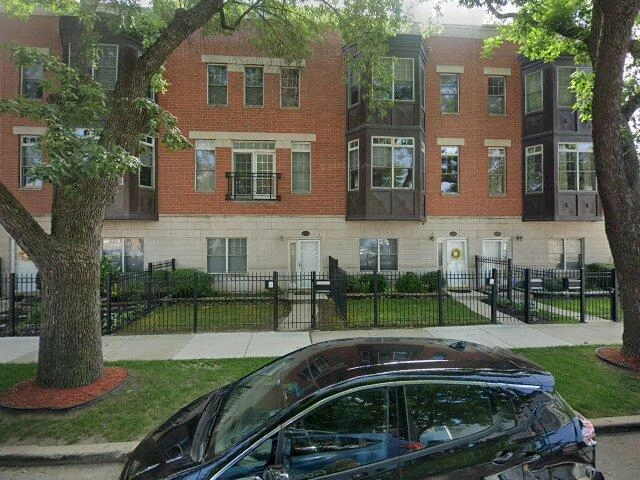 House image located at Chicago, IL 60653