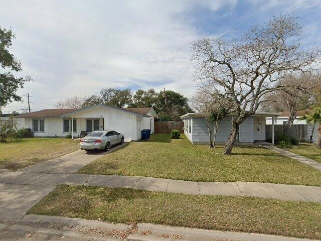 House image located at Woodstock, IL 60098