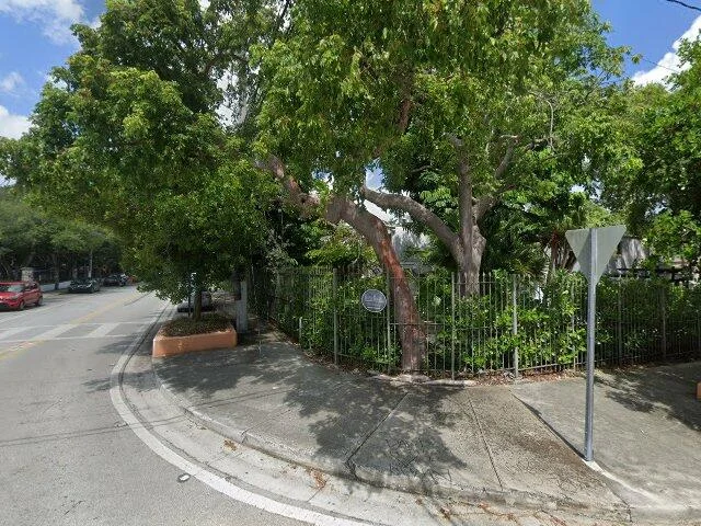 House image located at Miami, FL 33133