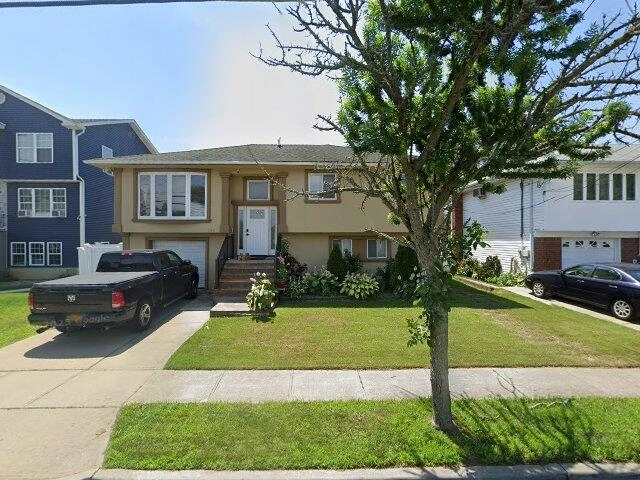 House image located at Freeport, NY 11520