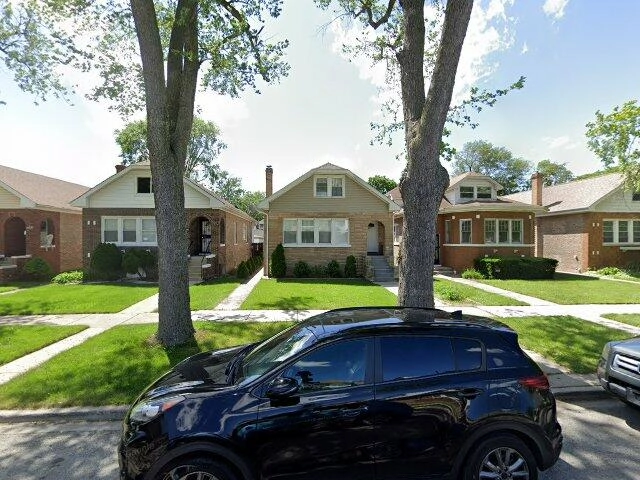 House image located at Maywood, IL 60153