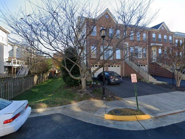 House image located at Aldie, VA 20105