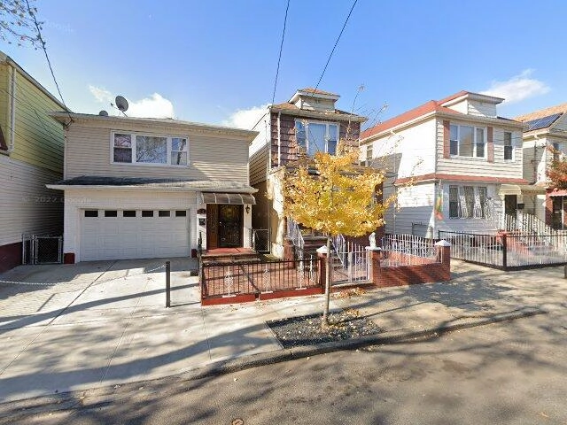 House image located at Chicago, IL 60653