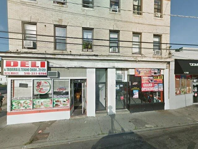 House image located at Freeport, NY 11520