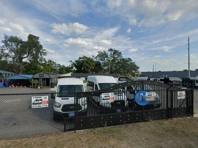 House image located at Tampa, FL 33604