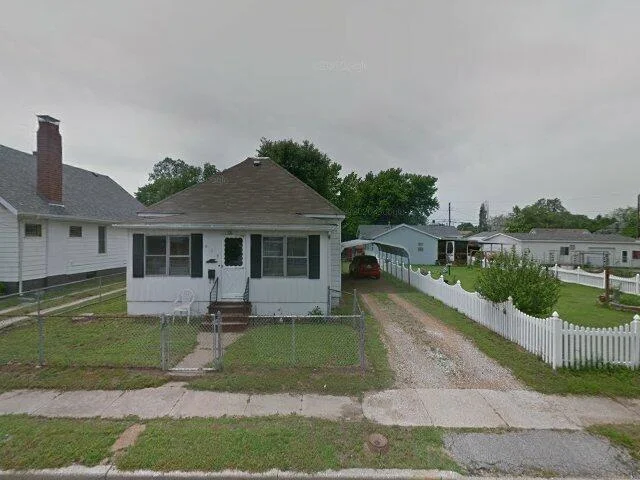 House image located at East Alton, IL 62024