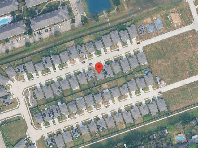 House image located at Alvin, TX 77511