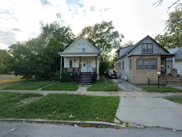 House image located at Chicago, IL 60628