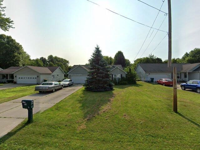 House image located at Geneva, OH 44041