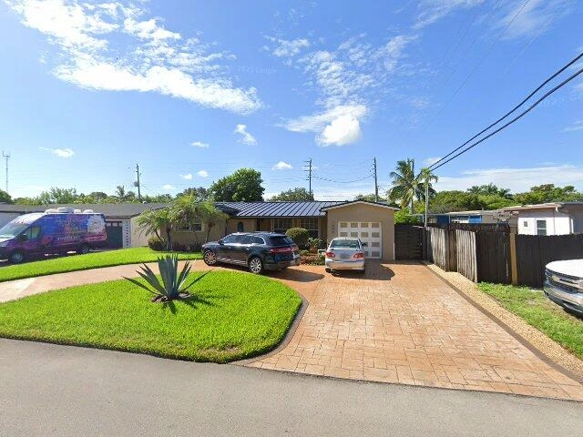 House image located at Hollywood, FL 33023