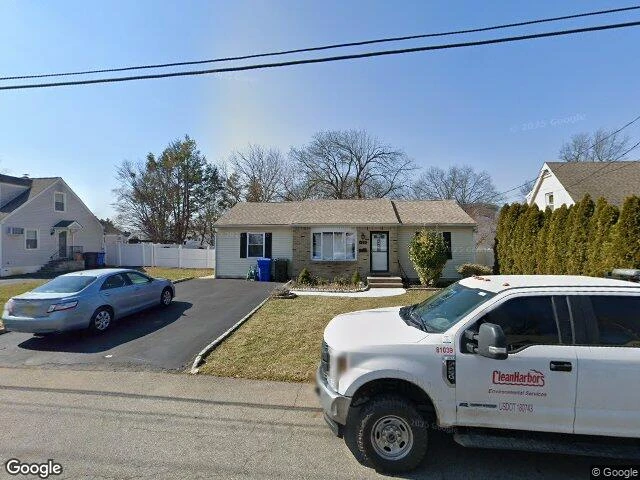 House image located at Fords, NJ 08863