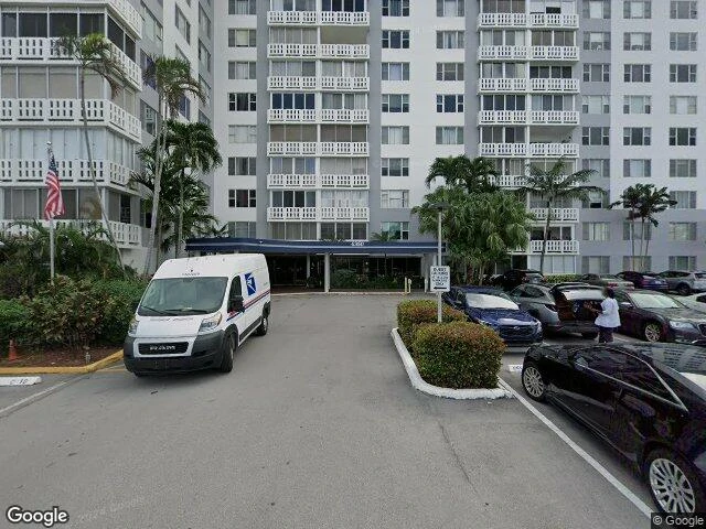 House image located at Hollywood, FL 33021