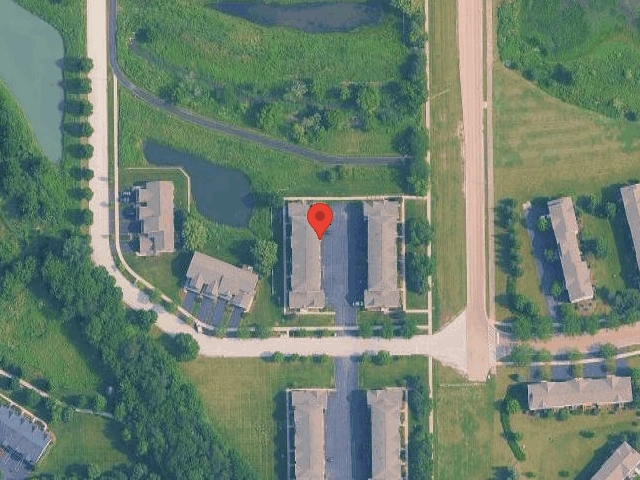House image located at Aurora, IL 60503
