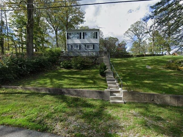 House image located at Lake Peekskill, NY 10537