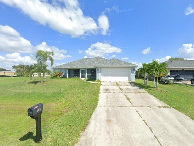 House image located at Cape Coral, FL 33993