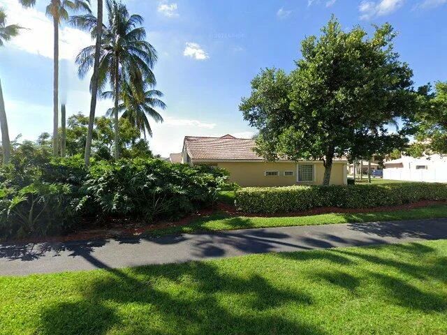 House image located at Hollywood, FL 33029