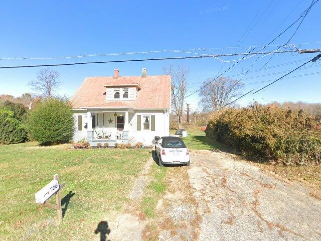 House image located at Waynesboro, VA 22980
