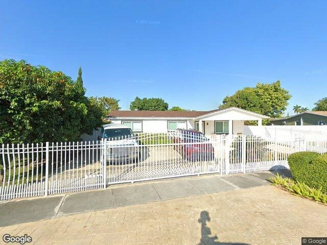 House image located at Miami, FL 33177