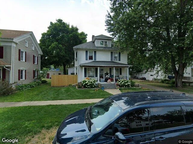 House image located at Forreston, IL 61030