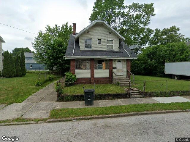 House image located at Akron, OH 44301