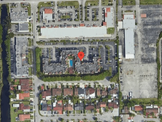 House image located at Miami, FL 33144