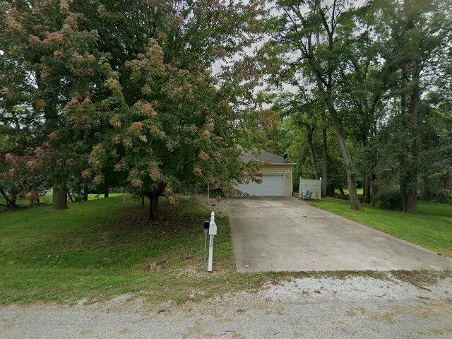 House image located at Oreana, IL 62554