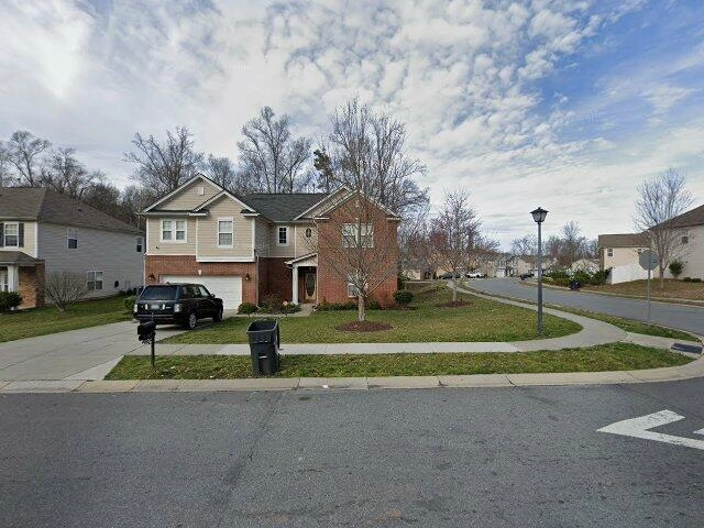 House image located at Charlotte, NC 28215