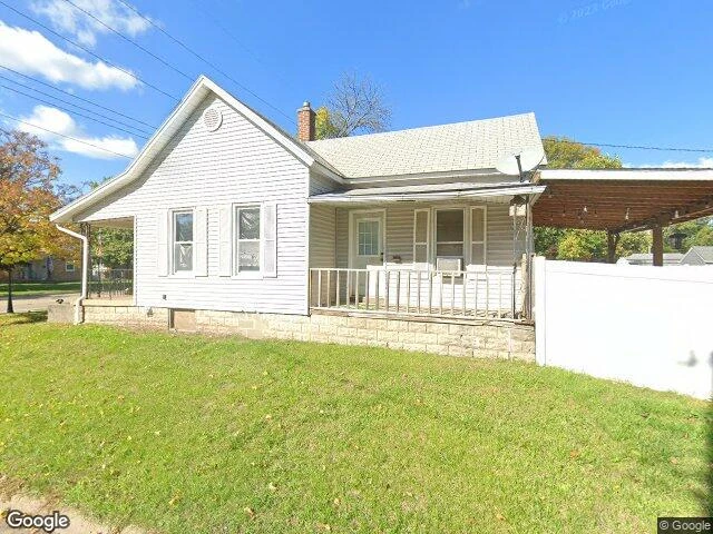 House image located at Moline, IL 61265